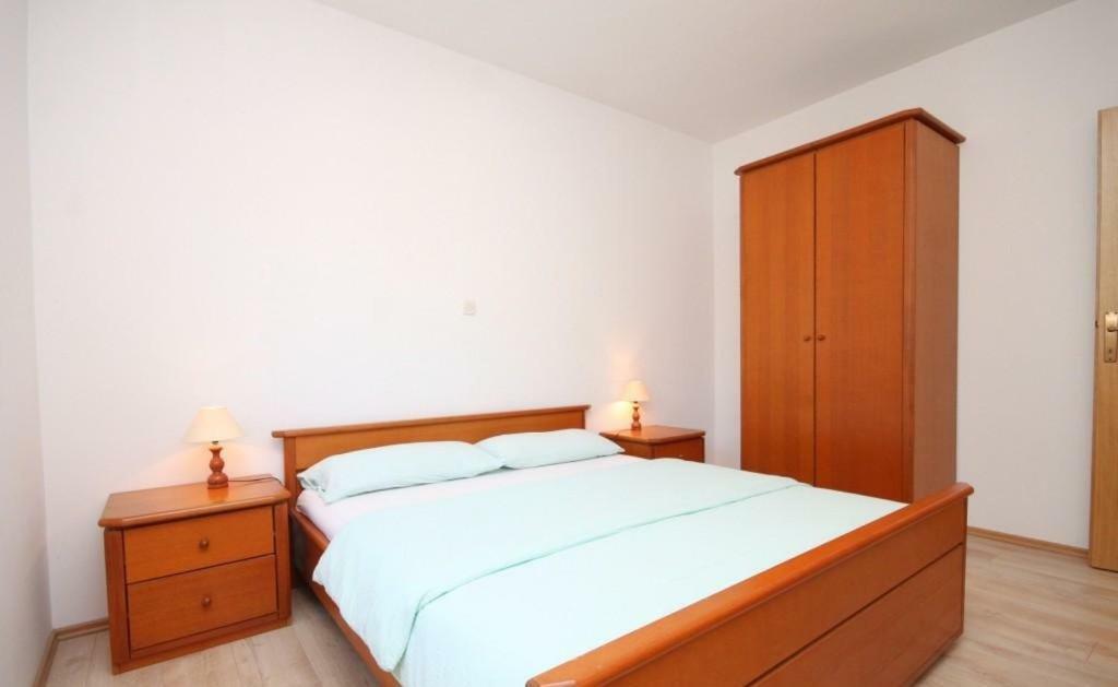 Apartment Radovan Porec Exterior photo